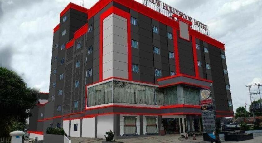 New Hollywood Hotel Pekanbaru Exterior photo